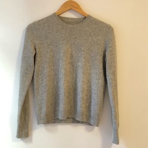 Everlane grey cashmere sweater.